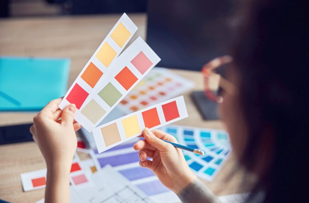 「ベース色・メイン色・アクセント色」の説明